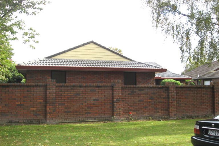 Photo of property in 8 Tripp Place, Ilam, Christchurch, 8041