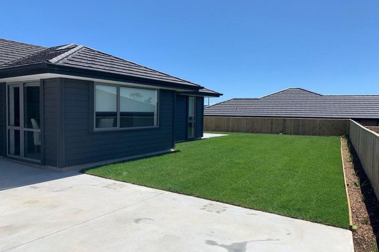 Photo of property in 7 Rua Place, Bell Block, New Plymouth, 4312