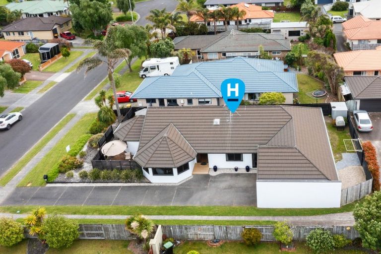 Photo of property in 54 Corinth Grove, Papamoa Beach, Papamoa, 3118