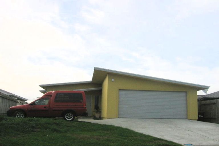 Photo of property in 73 Amberley Avenue, Highbury, Palmerston North, 4412