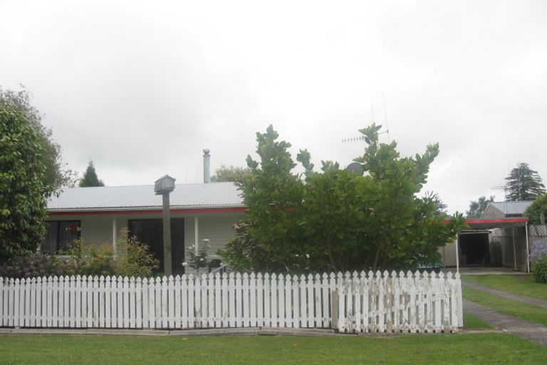 Photo of property in 5 Princess Street, Te Puke, 3119