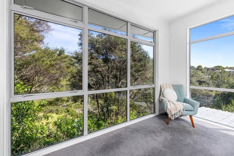 Photo of property in 15 Albany Heights Road, Dairy Flat, Albany, 0792