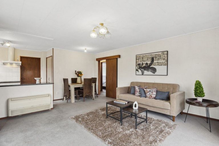 Photo of property in 2e Rennie Street, Green Island, Dunedin, 9018
