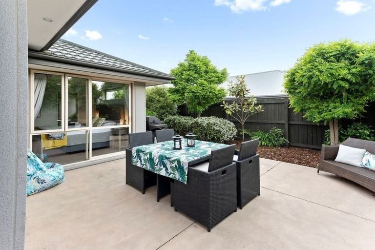 Photo of property in 15 Somerville Crescent, Aidanfield, Christchurch, 8025