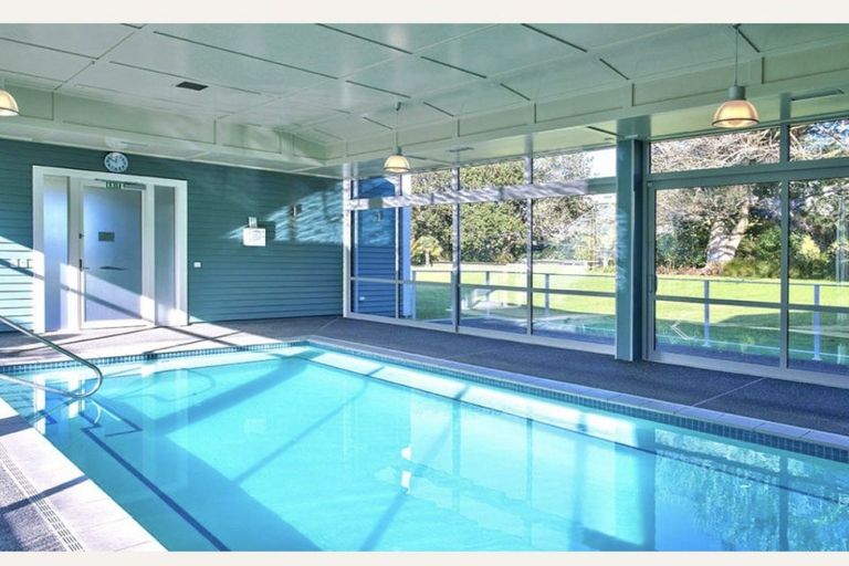 Photo of property in 88 Rewa Rewa Lane, Orewa, 0931