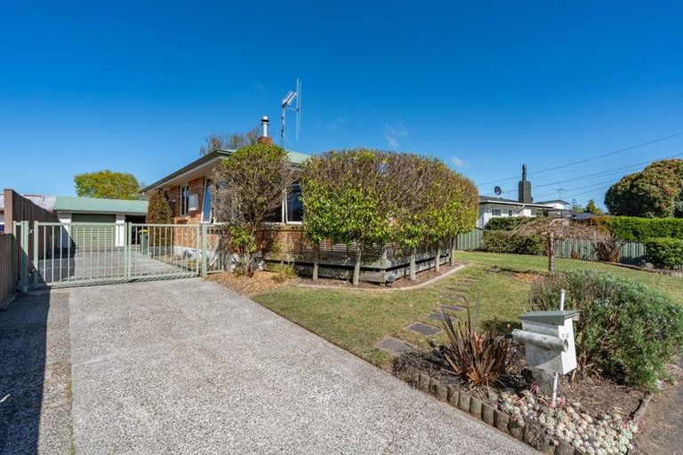 Photo of property in 14 Jeanette Street, Glenview, Hamilton, 3206