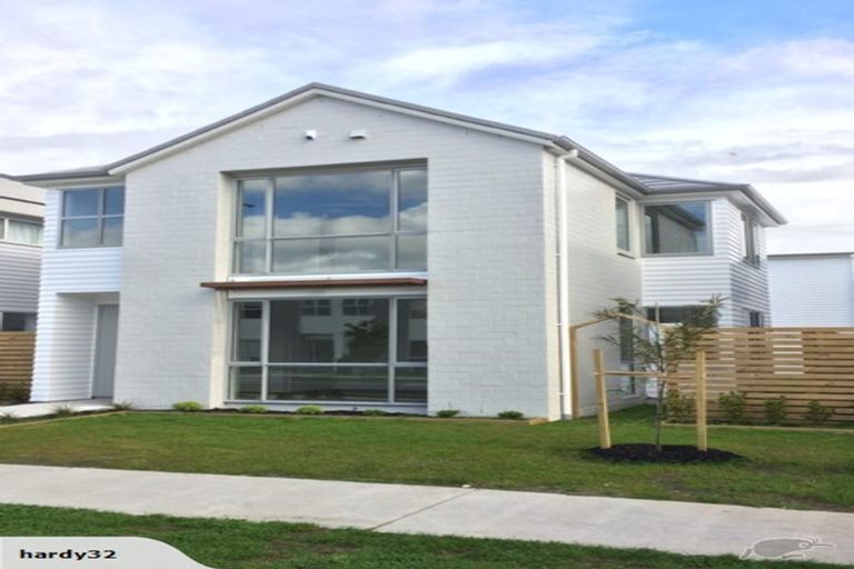 Photo of property in 42 Treestump Road, Takanini, 2112