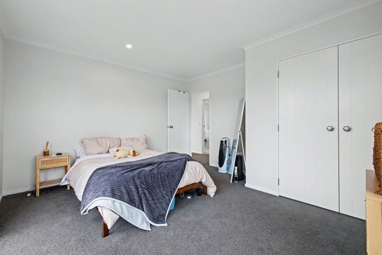 Photo of property in 992a Tremaine Avenue, Roslyn, Palmerston North, 4414