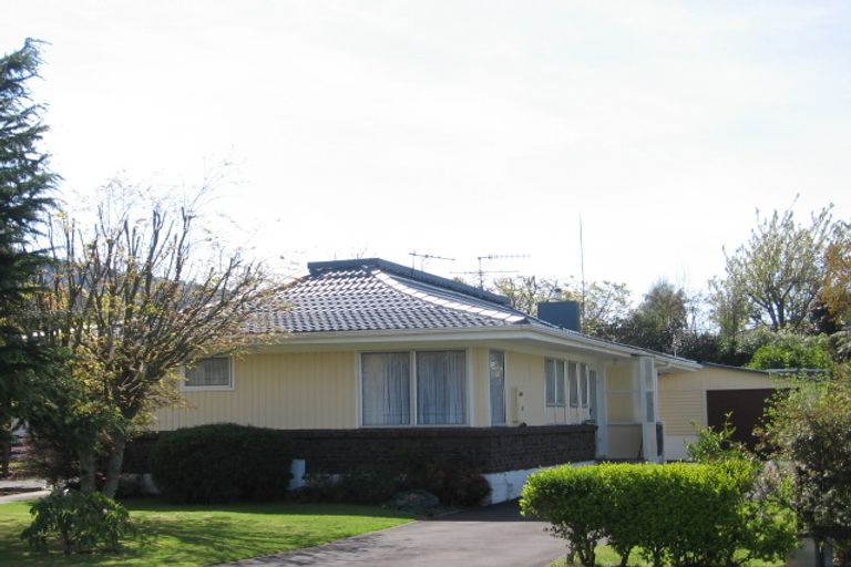 Photo of property in 15 Tawavale Street, Pukehangi, Rotorua, 3015