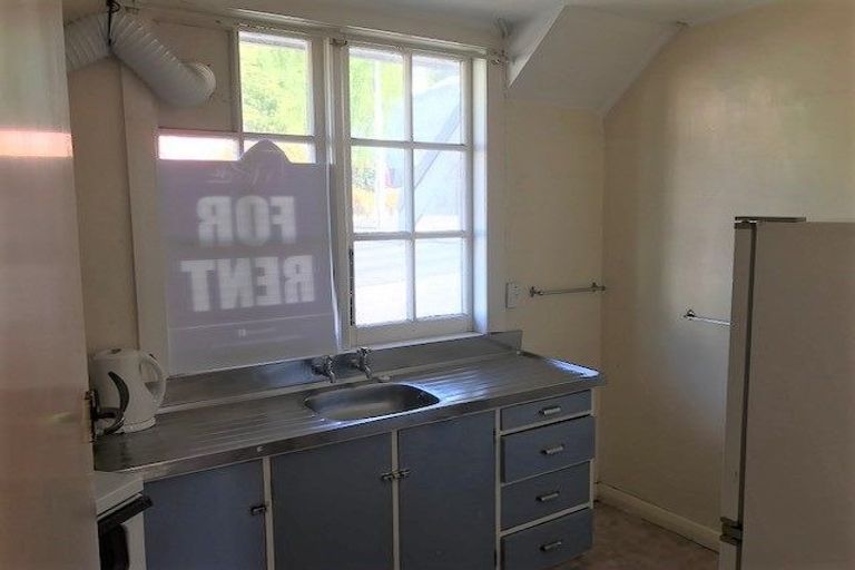 Photo of property in 84 Maitland Street, Dunedin Central, Dunedin, 9016