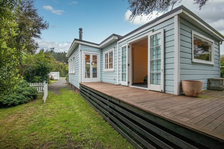 Photo of property in 92 Beach Road, Long Beach, Port Chalmers, 9081