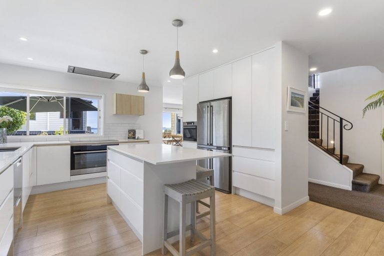 Photo of property in 16 Omana Heights Drive, Maraetai, Auckland, 2018