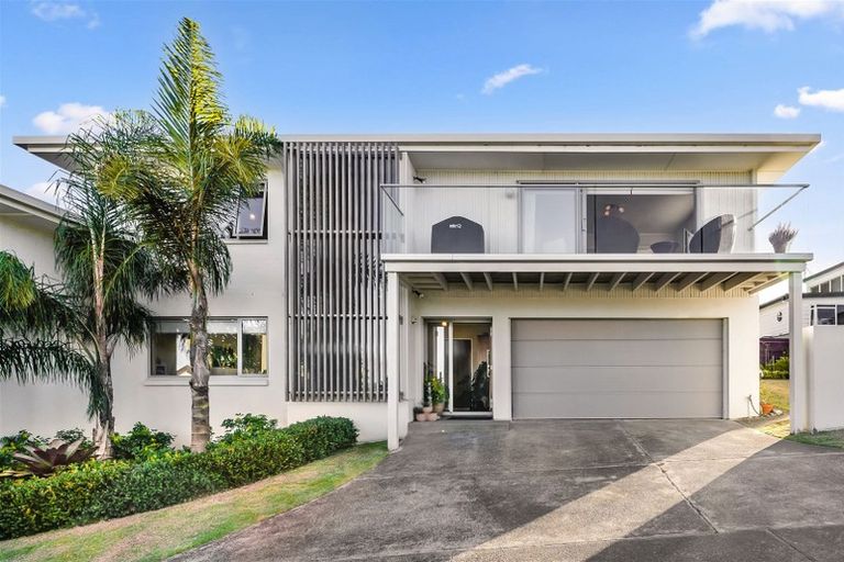 Photo of property in 1/5 Brown Street, Hauraki, Auckland, 0622