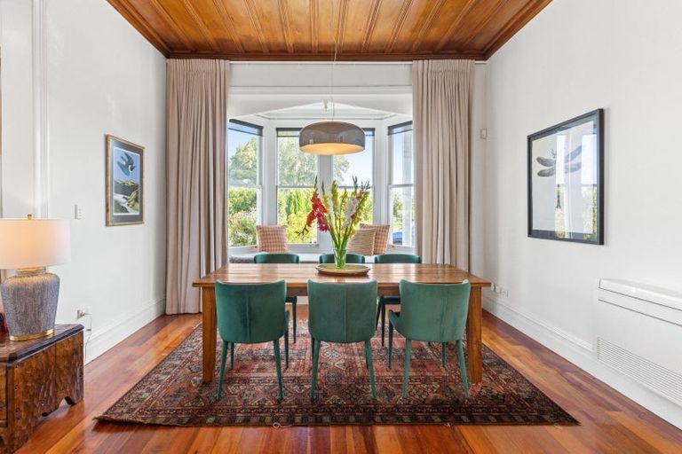 Photo of property in 340 Lawn Road, Clive, Hastings, 4180