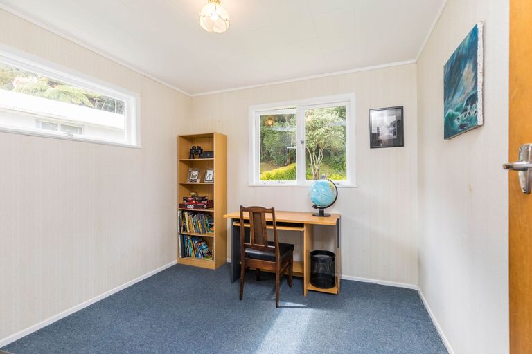 Photo of property in 49 Foster Avenue, Huia, Auckland, 0604