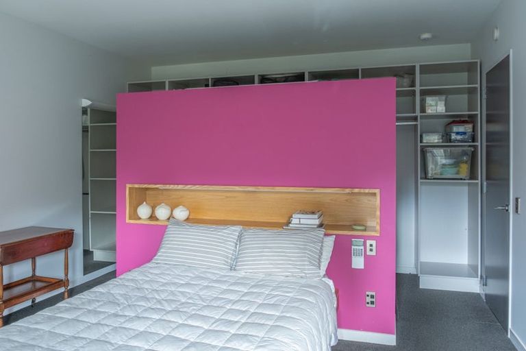 Photo of property in 118 Ngarara Road, Waikanae, 5036