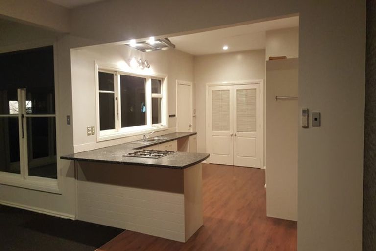 Photo of property in 5 Sparks Road, Somerfield, Christchurch, 8024