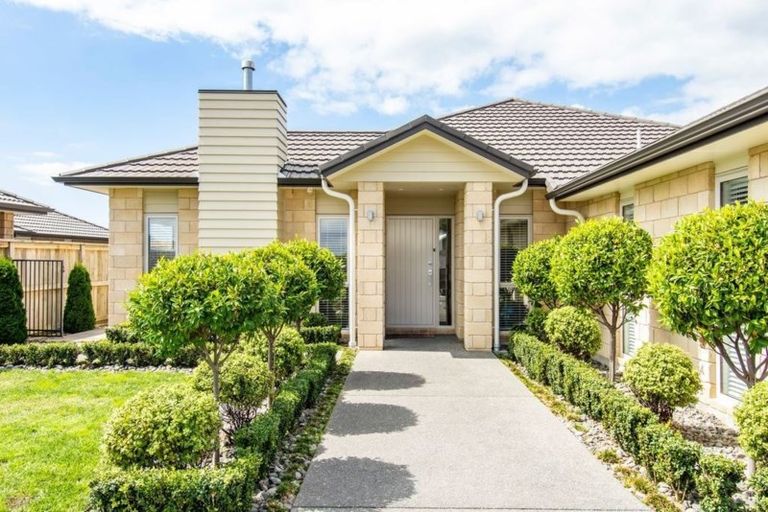 Photo of property in 150 Oriental Parade, Papamoa Beach, Papamoa, 3118