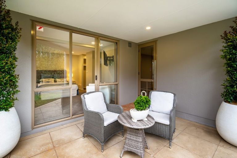 Photo of property in 2/35a Hart Road, Hauraki, Auckland, 0622