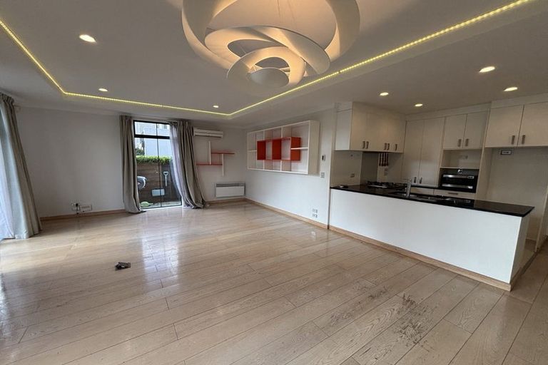 Photo of property in 28 Country Club Terrace, Northwood, Christchurch, 8051