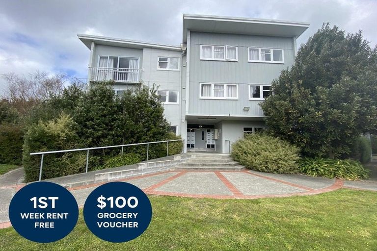 Photo of property in 95 Farmer Crescent, Taita, Lower Hutt, 5011