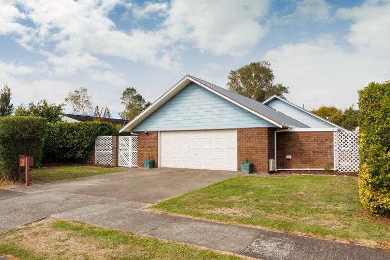 Photo of property in 10 Sandstrom Grove, Feilding, 4702