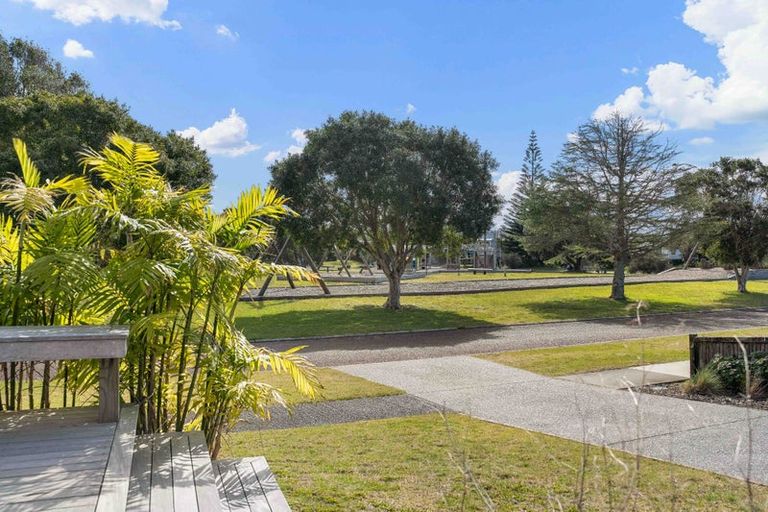 Photo of property in 13 Given Grove, Pauanui, Hikuai, 3579