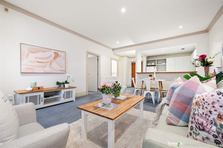 Photo of property in Kelvin House, 5d/16 The Terrace, Wellington Central, Wellington, 6011