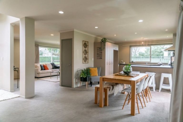 Photo of property in 55 Williams Street, Cambridge, 3434