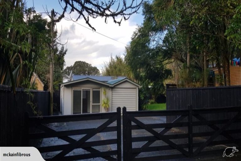 Photo of property in 3a Western Road, Laingholm, Auckland, 0604