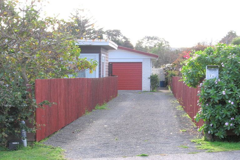 Photo of property in 7a Waimarie Avenue, Paraparaumu, 5032