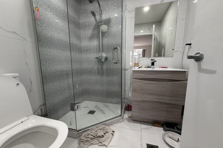Photo of property in 11d Rountree Place, Conifer Grove, Takanini, 2112