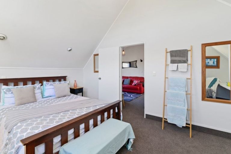 Photo of property in 74a Grand Vue Road, Kawaha Point, Rotorua, 3010