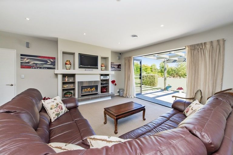 Photo of property in 76 Stott Drive, Darfield, 7571