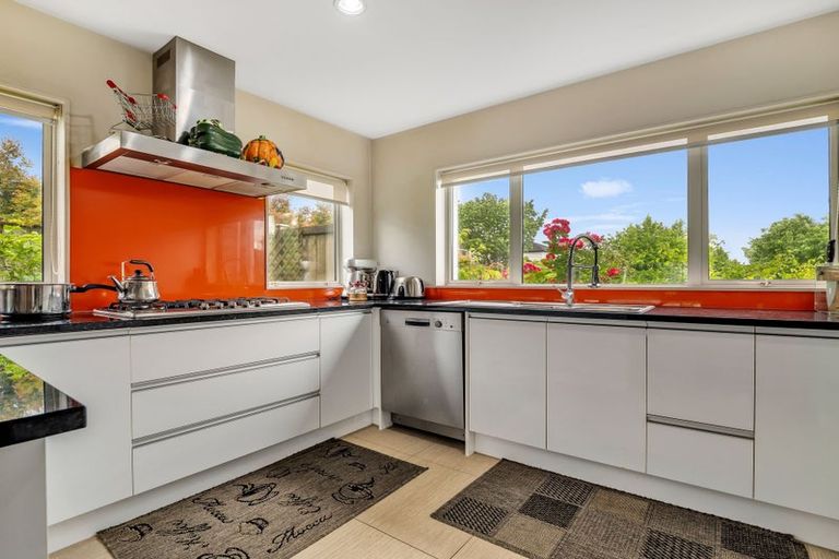 Photo of property in 33 Pickaberry Avenue, Karaka, Papakura, 2113