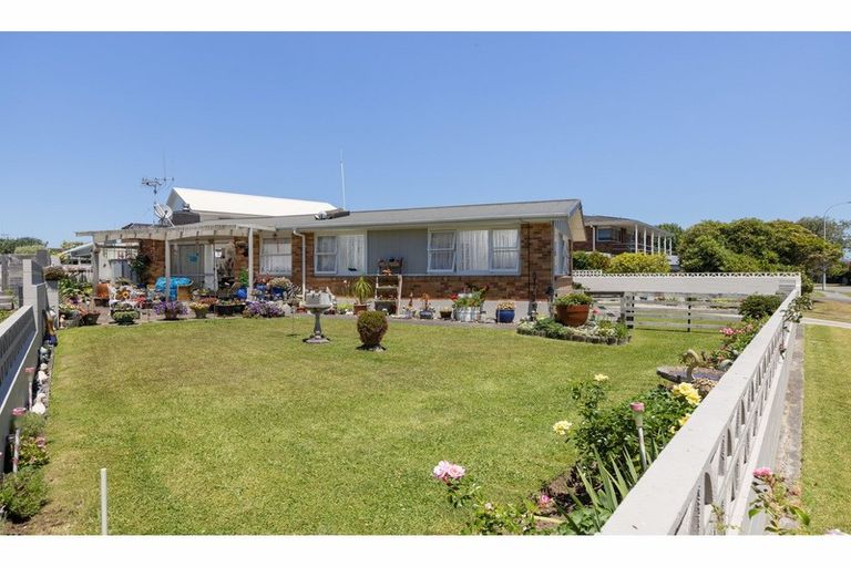 Photo of property in 252a Levers Road, Matua, Tauranga, 3110