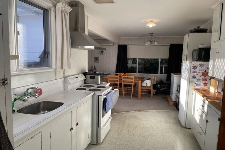 Photo of property in 5 Ward Crescent, Marewa, Napier, 4110