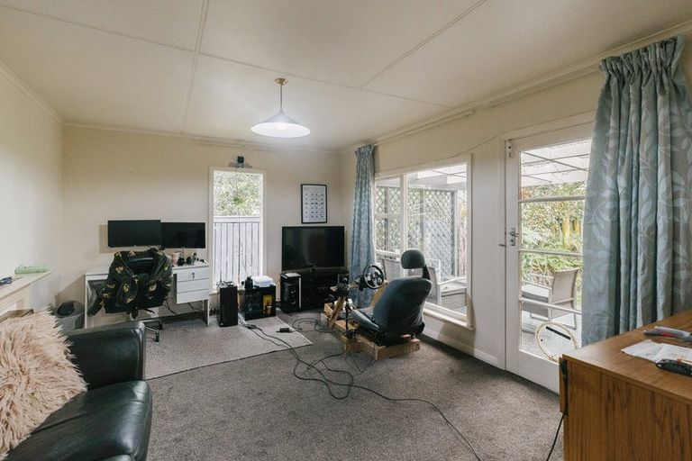 Photo of property in 12 Lifford Place, Awapuni, Palmerston North, 4412