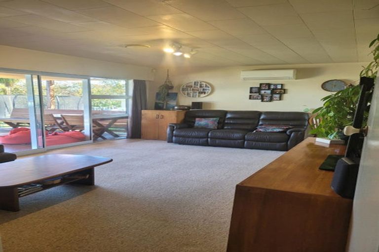 Photo of property in 27 Tumene Drive, Owhata, Rotorua, 3010