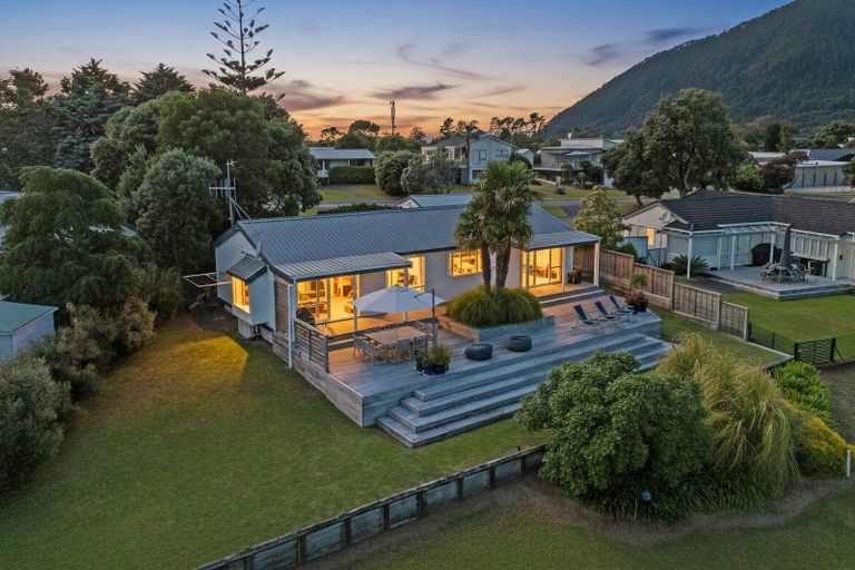 Photo of property in 176 Vista Paku, Pauanui, Hikuai, 3579