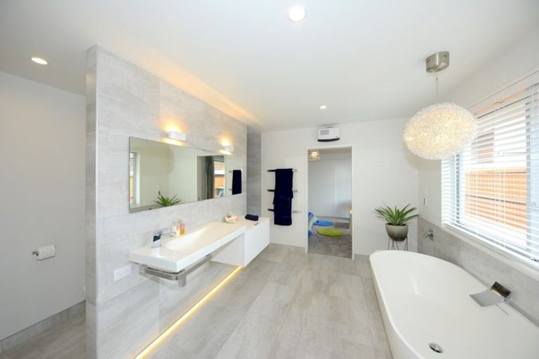 Photo of property in 11 Foxton Drive, Kaiapoi, 7630