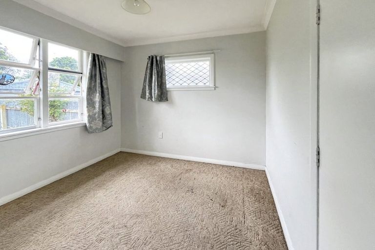 Photo of property in 55 Birmingham Street, Takaro, Palmerston North, 4412