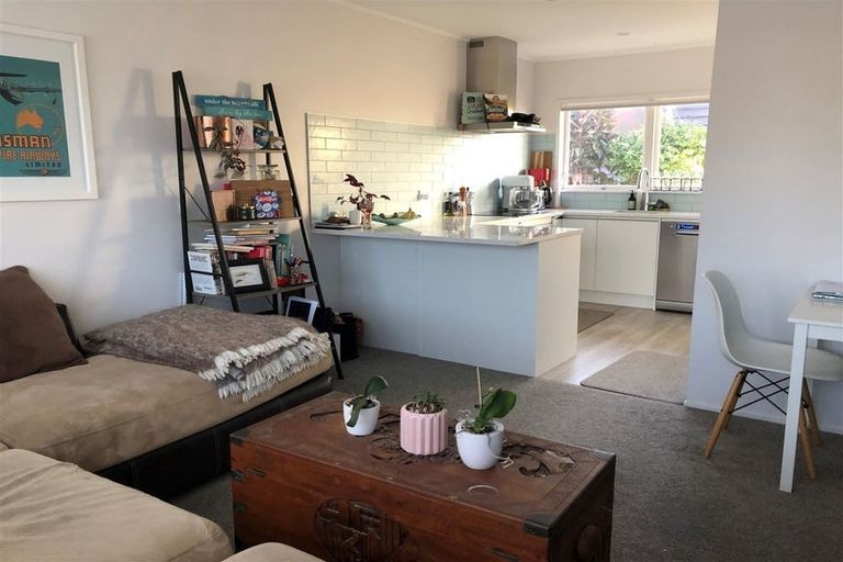 Photo of property in 3/12 Aramoana Avenue, Devonport, Auckland, 0624