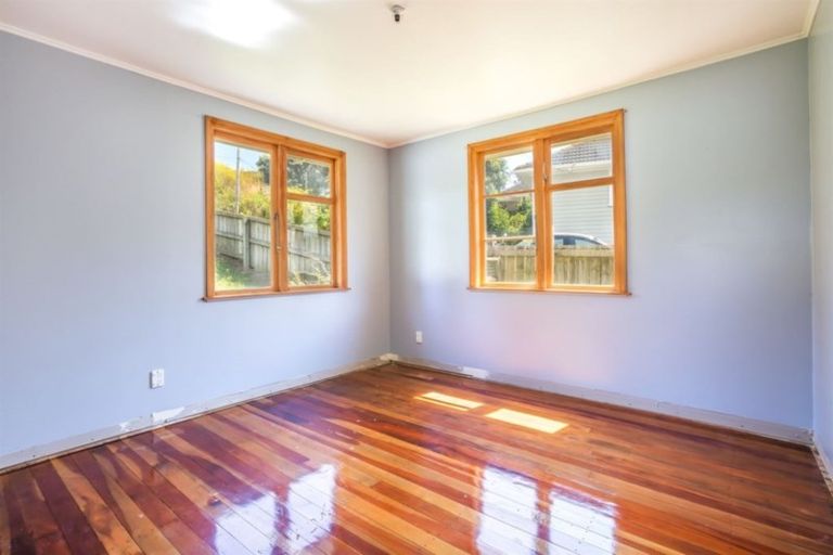 Photo of property in 61 Jillett Street, Titahi Bay, Porirua, 5022