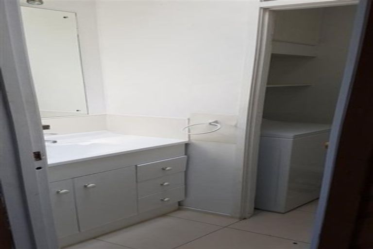 Photo of property in 747d Whangaparaoa Road, Stanmore Bay, Whangaparaoa, 0930