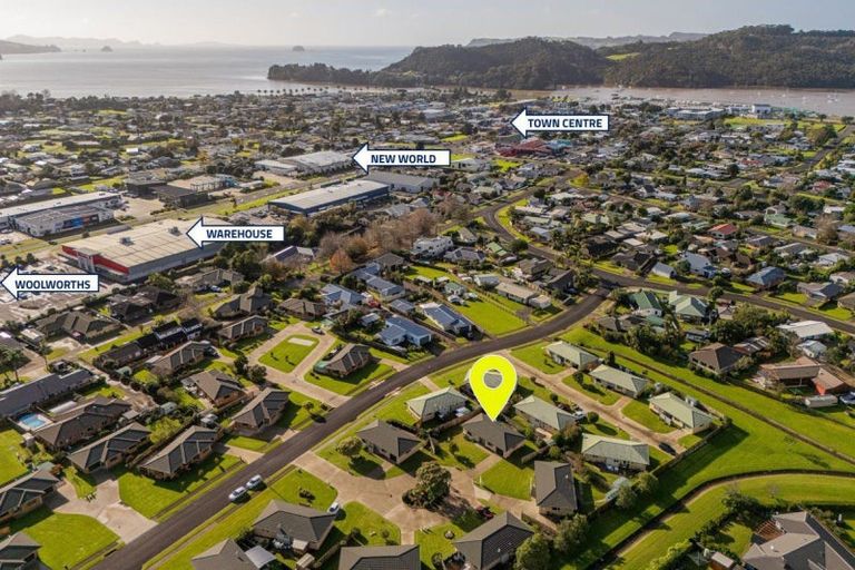 Photo of property in 8 Seascape Avenue, Whitianga, 3510