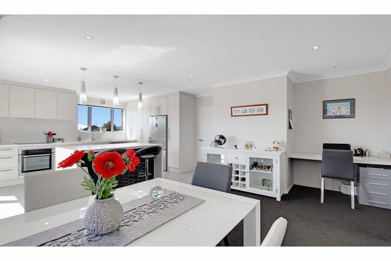 Photo of property in 21 Te Kereme Street, Marshland, Christchurch, 8083