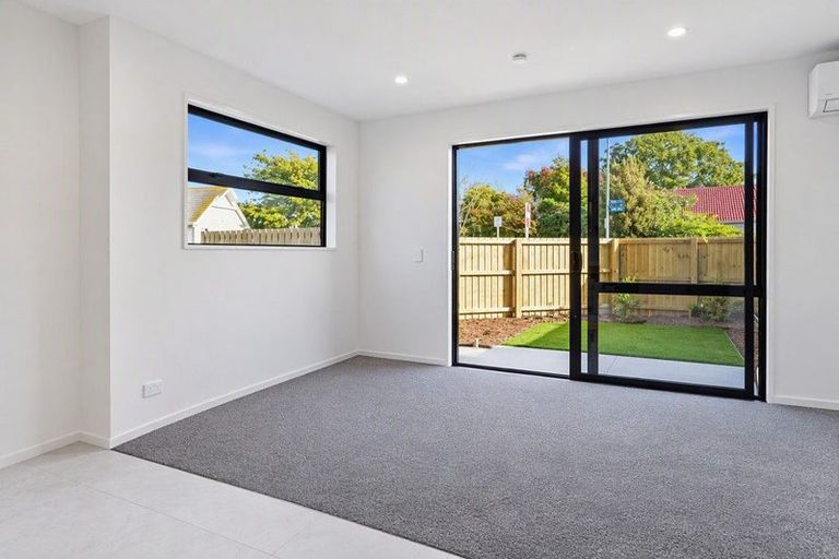 Photo of property in 6/2 Huia Street, Riccarton, Christchurch, 8041