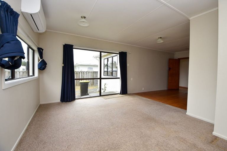 Photo of property in 308 High Street South, Carterton, 5713