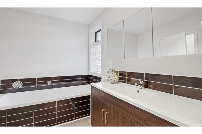 Photo of property in 25 Stackhouse Avenue, Bishopdale, Christchurch, 8053